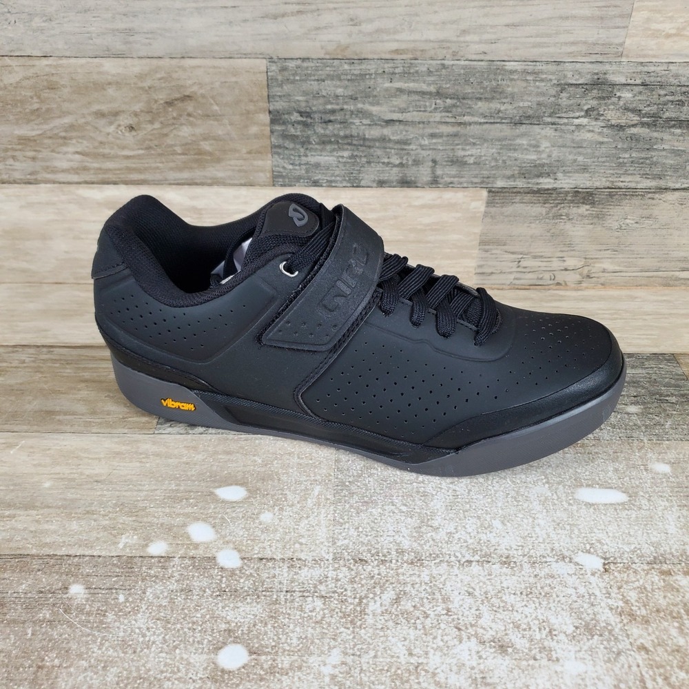 Giro Chamber II Mens Cycling Shoes Sz 11 Black Leather Lace Up Low Top Sneakers